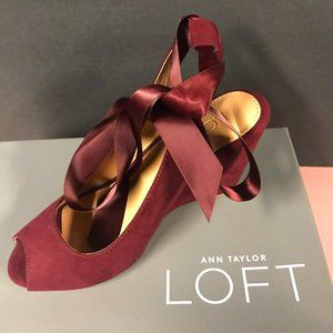 Burgundy never worn wedge heel party shoe